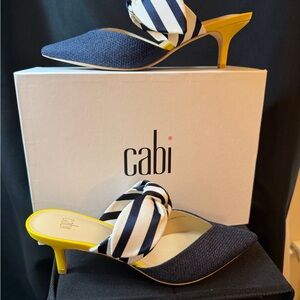 Cabi kitten heel in navy and white with yellow heel. BNIB. Size 71/2.